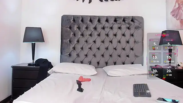 Snapshot of Kiri_Black_ chatting on 03-14-26, 04:07 Kiri Black online show from 03-14-26, 04:07