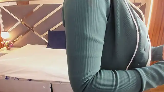 Ambarross  online show from 03-04-26, 12:11