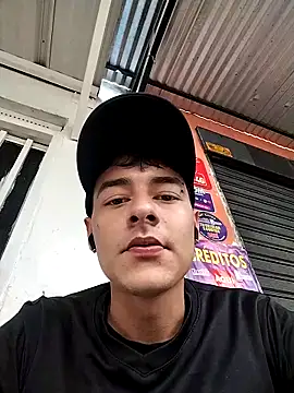 attractive-sexx online show from 04-02-26, 05:21