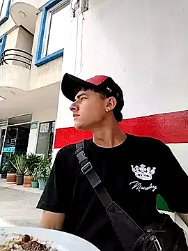 attractive-sexx online show from 04-04-26, 04:59