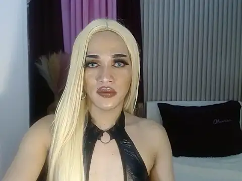 Snapshot of Kendalllust chatting on 05-27-26, 02:25 Kendalllust online show from 05-27-26, 02:25