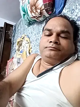 cmanav1979 online show from 05-12-26, 11:24