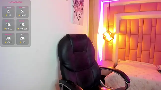 Amelia Lopez24 online show from 03-06-26, 07:54