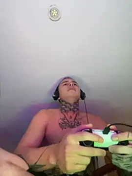 Snapshot of COLOMBIAN20CM chatting on 01-16-26, 12:42 COLOMBIAN20CM online show from 01-16-26, 12:42