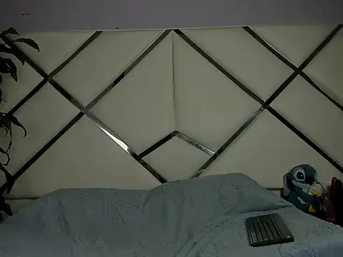 RossyAlvarez online show from 04-23-26, 09:06