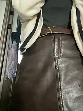 Cheating-wife online show from 02-06-26, 05:45