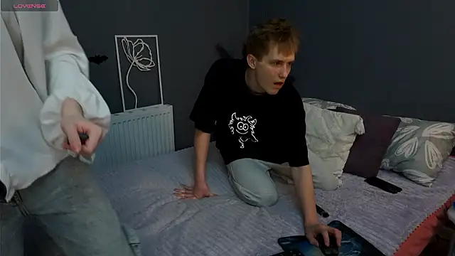 Lola Raivis  online show from 03-12-26, 07:31