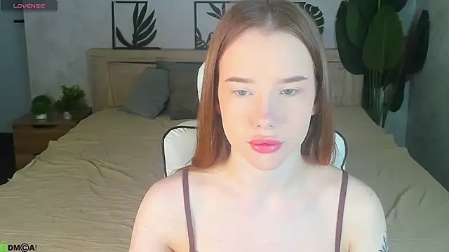 Nicole Vasquez online show from 04-07-26, 01:06