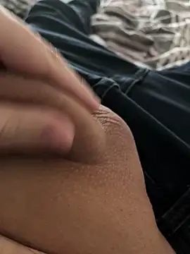 longdong00789 online show from 02-11-26, 11:37