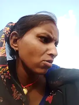 Juli rathore online show from 06-12-26, 01:04