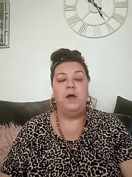 Snapshot of Nova-iswiserx chatting on 03-05-26, 10:22 Nova-iswiserx online show from 03-05-26, 10:22