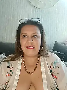 Snapshot of Nova-iswiserx chatting on 03-27-26, 08:19 Nova-iswiserx online show from 03-27-26, 08:19