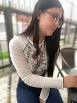 StrawberryPink  online show from 03-17-26, 11:35