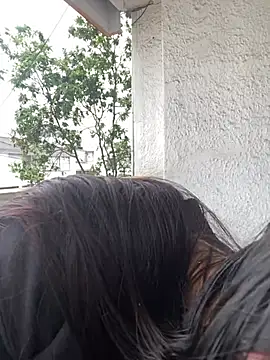 StrawberryPink  online show from 04-21-26, 12:11