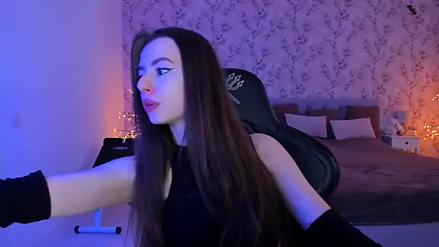 Hot Molly5 online show from 04-24-26, 02:52