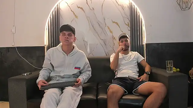 Angel Villareal online show from 03-05-26, 04:41