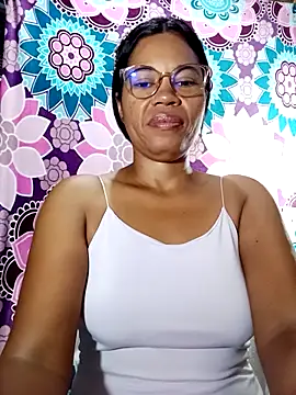 Snapshot of Yandris_1212 chatting on 04-28-26, 01:05 Yandris 1212 online show from 04-28-26, 01:05