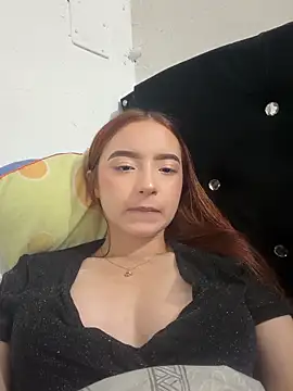 Snapshot of Carithooo chatting on 05-18-26, 11:21 Carithooo online show from 05-18-26, 11:21