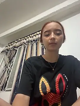 Snapshot of Carithooo chatting on 05-20-26, 01:45 Carithooo online show from 05-20-26, 01:45