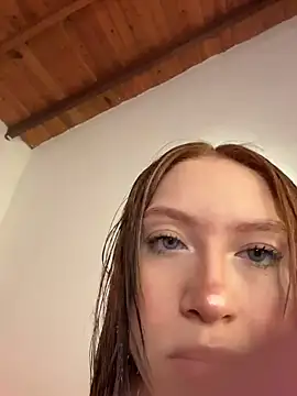 Snapshot of Alison_Ivanova chatting on 02-17-26, 06:10 Alison Ivanova online show from 02-17-26, 06:10