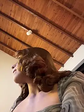 Snapshot of Alison_Ivanova chatting on 02-25-26, 05:17 Alison Ivanova online show from 02-25-26, 05:17