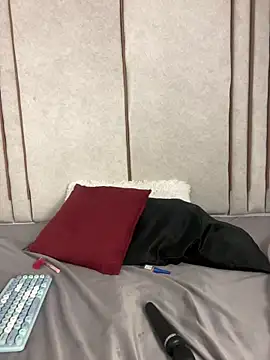 lilithdya online show from 04-28-26, 02:27