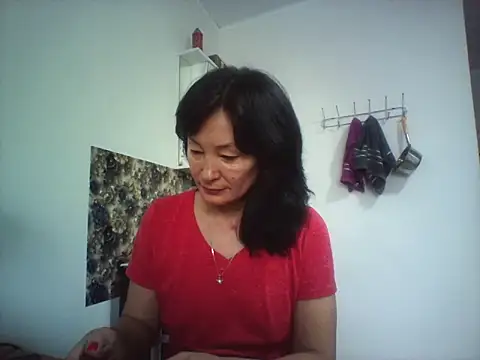 bella2322 online show from 02-02-26, 04:00