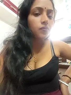 Hot-Tinaa online show from 02-13-26, 06:31