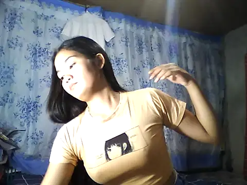 PinaySkinnyJust18 online show from 03-27-26, 08:26