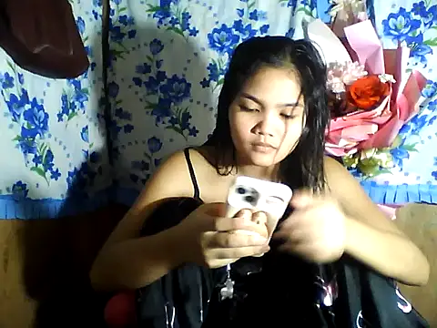 PinaySkinnyJust18 online show from 05-23-26, 07:07