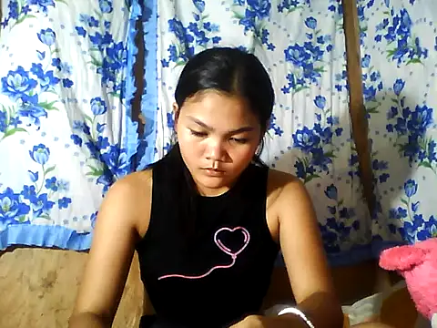 PinaySkinnyJust18 online show from 06-29-26, 10:15