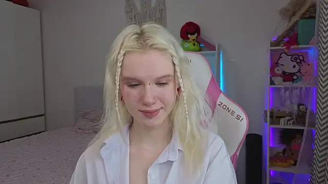 Mia WaterFall online show from 04-03-26, 03:37