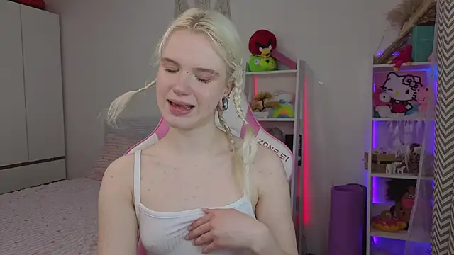 Mia WaterFall online show from 04-07-26, 03:29