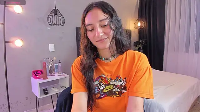 isabella nowa online show from 02-22-26, 12:04