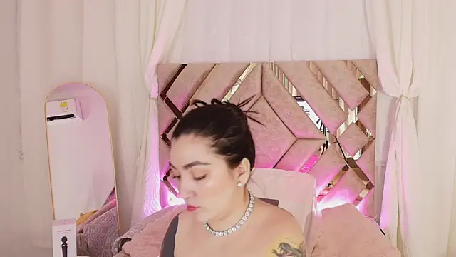 KathiaJenner online show from 04-14-26, 11:27