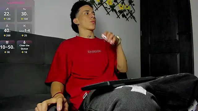 Maxxx bigcockx online show from 04-24-26, 02:47