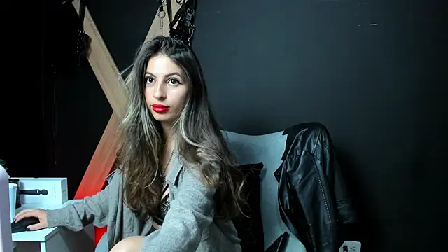 GoddesLeila online show from 05-13-26, 03:09