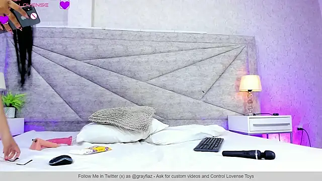 RousSweet- online show from 02-13-26, 09:11