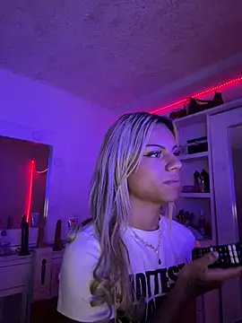 andyy x online show from 04-30-26, 02:45