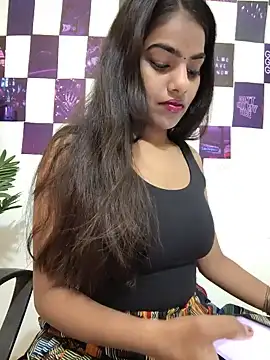 Snapshot of Alisha_Babyy chatting on 05-13-26, 04:32 Alisha Babyy online show from 05-13-26, 04:32