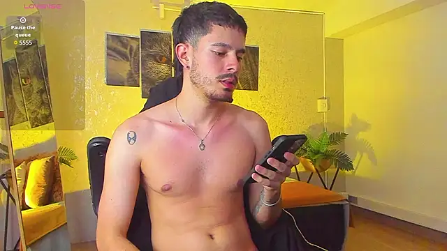 Nils saintt online show from 03-12-26, 04:07