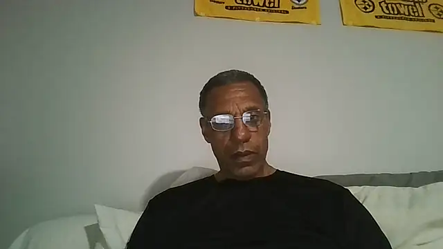 swimmer2496 online show from 06-21-26, 02:03