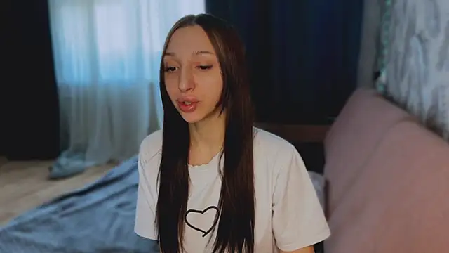 Snapshot of linda_foxy_black chatting on 02-25-26, 02:32 linda foxy black online show from 02-25-26, 02:32