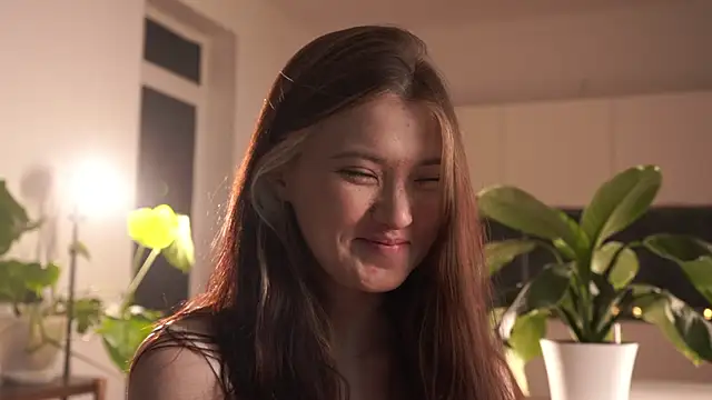 EleniRoeber online show from 03-05-26, 04:36