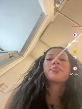 luxxlola online show from 05-23-26, 03:05