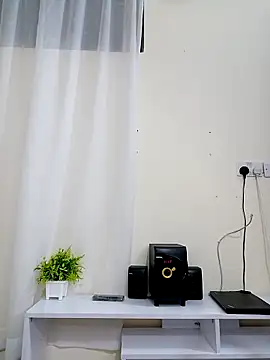 Snapshot of Silk_Hennessy chatting on 02-07-26, 01:09 Silk Hennessy online show from 02-07-26, 01:09