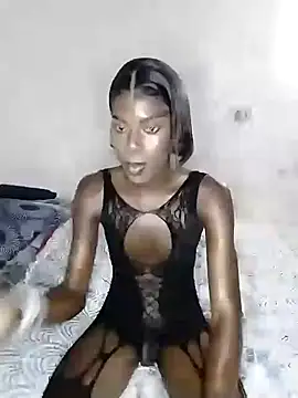 Snapshot of Chocolate_Queenxx03 chatting on 05-28-26, 12:19 Chocolate Queenxx03 online show from 05-28-26, 12:19