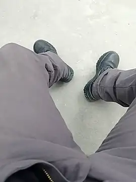 Snapshot of erikk666 chatting on 03-29-26, 06:52 erikk666 online show from 03-29-26, 06:52