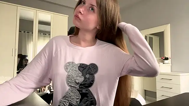 Iuckystar19 online show from 02-02-26, 12:48