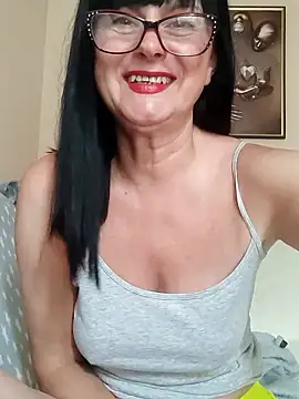 AliceSwan57 online show from 06-12-26, 08:13